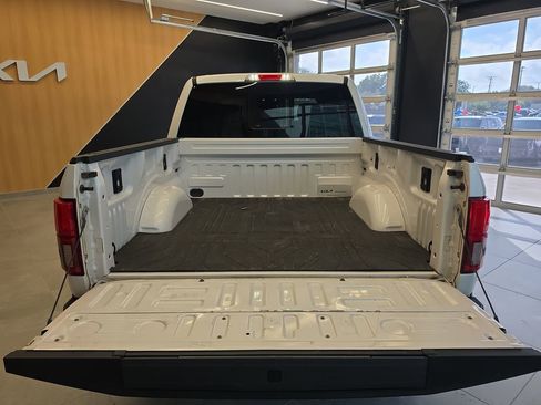 Used 2019 Ford F150 Lariat w/ Equipment Group 502A Luxury AWD/4WD image 31