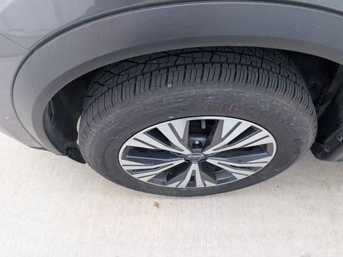 Used 2023 Nissan Rogue SV AWD/4WD image 8