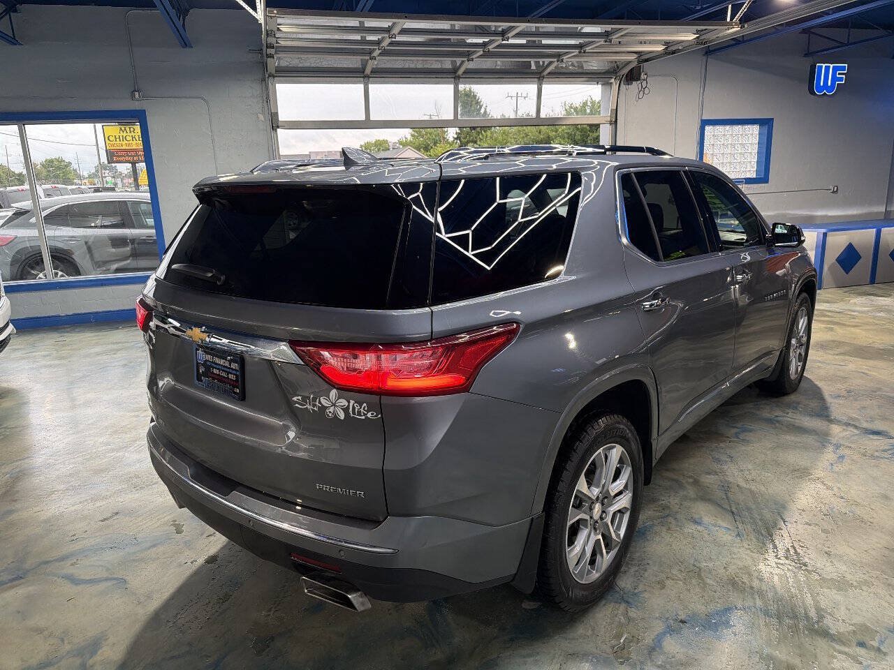 Used 2019 Chevrolet Traverse Premier AWD/4WD image 9