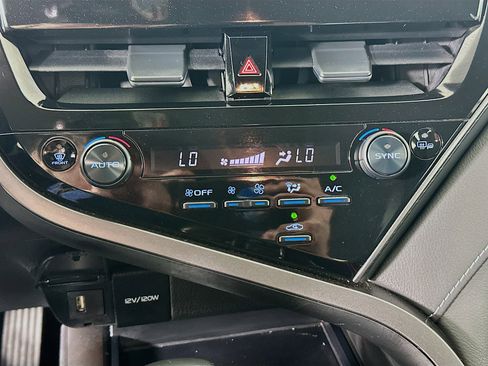 Used 2023 Toyota Camry SE image 22