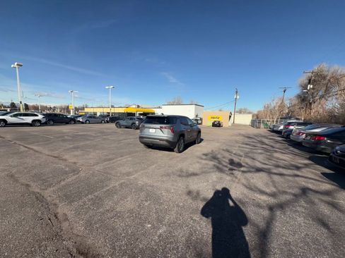 Used 2025 Chevrolet Equinox LT image 16