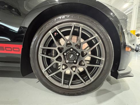 Used 2013 Ford Mustang Shelby GT500 RWD image 45