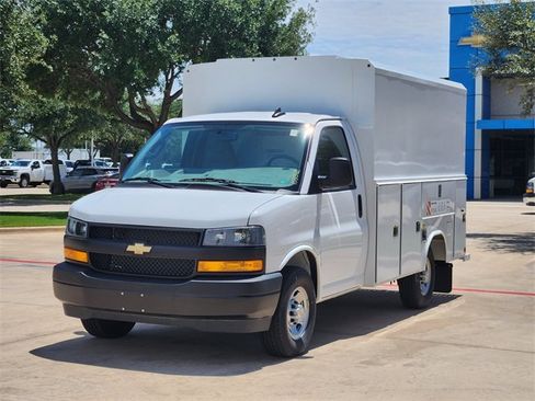 New 2025 Chevrolet Express 3500 w/ Power Convenience Package RWD image 9