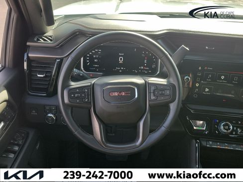 Used 2026 GMC Sierra 2500 AT4 AWD/4WD image 18