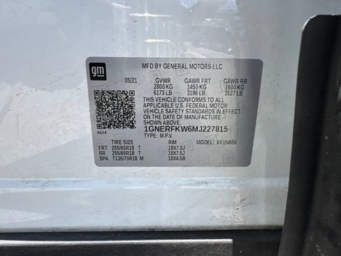 Used 2021 Chevrolet Traverse LS FWD image 14