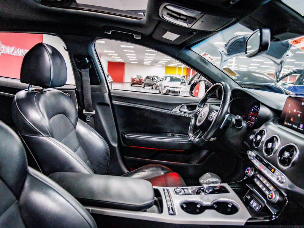 Used 2021 Kia Stinger GT2 w/ Paint Protection Package RWD image 35