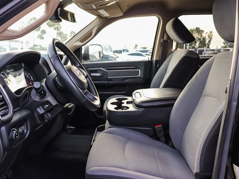 Used 2019 RAM 2500 Big Horn RWD image 20