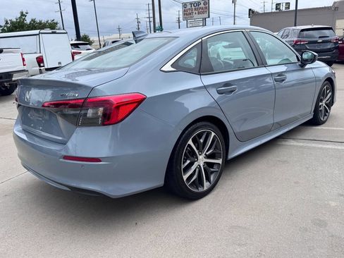 Used 2024 Honda Civic Touring image 9
