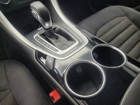 Used 2014 Ford Fusion SE image 26