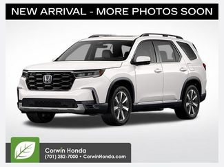 Used 2024 Honda Pilot Touring video 1