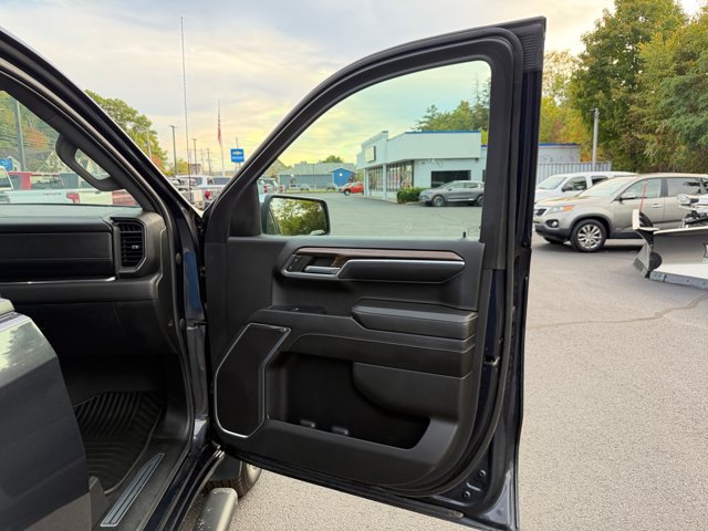 Used 2024 Chevrolet Silverado 1500 LT w/ Safety Package AWD/4WD image 25