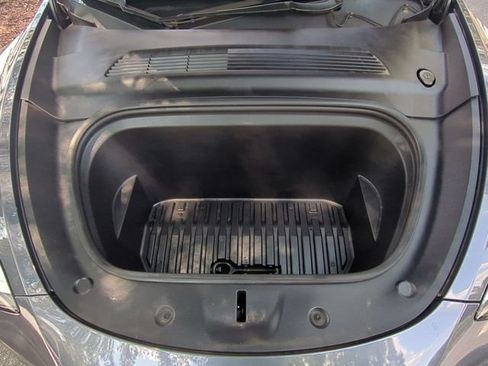 Used 2020 Tesla Model Y Long Range AWD/4WD image 36