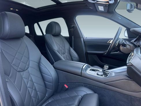 Certified 2023 BMW X6 xDrive40i w/ M Sport Package AWD/4WD image 31