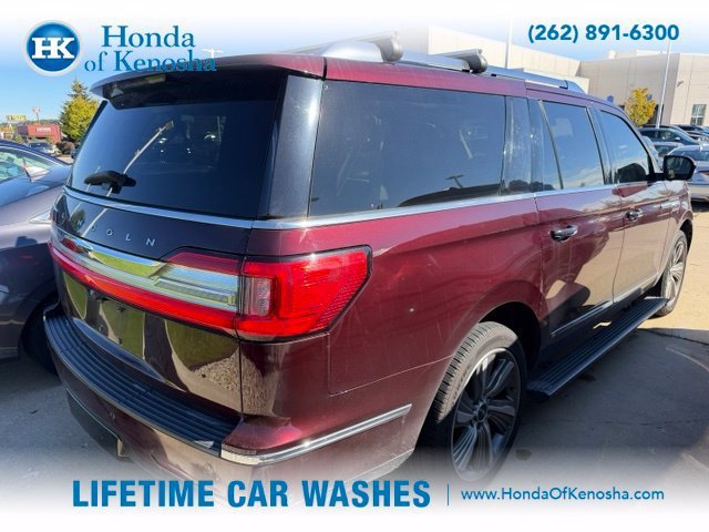 Used 2018 Lincoln Navigator L Reserve w/ Technology Package AWD/4WD image 2