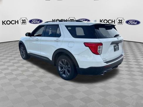Used 2023 Ford Explorer XLT w/ Equipment Group 202A AWD/4WD image 6