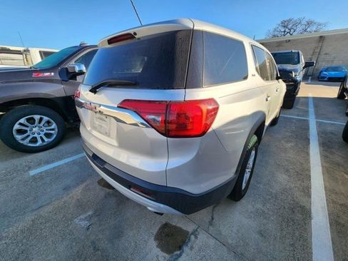 Used 2017 GMC Acadia SLE image 5