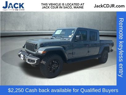 New 2025 Jeep Gladiator Sport