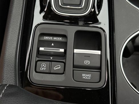 Used 2025 Honda Pilot Elite image 51