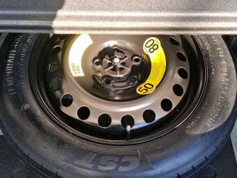 Used 2023 Kia Sportage LX image 13