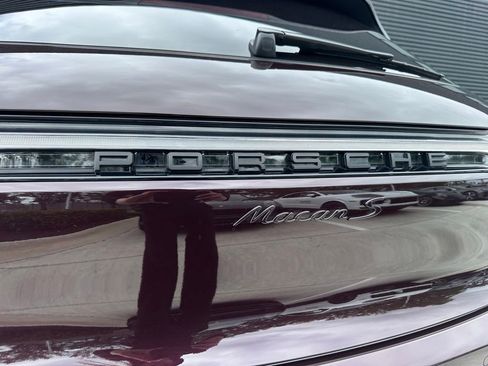 Certified 2026 Porsche Macan S AWD/4WD image 14