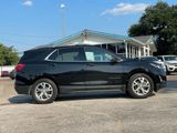 Used 2018 Chevrolet Equinox LT image 2