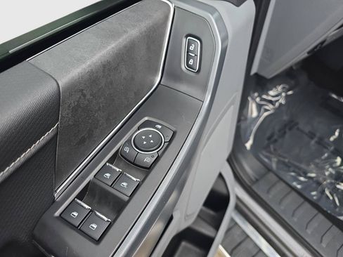 Used 2024 Ford F150 XLT AWD/4WD image 19
