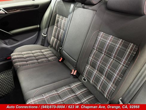 Used 2012 Volkswagen Golf 4-Door FWD image 11