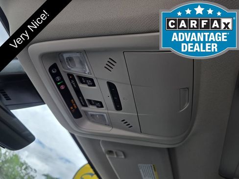 Used 2023 GMC Acadia Denali w/ Denali Ultimate Package AWD/4WD image 45