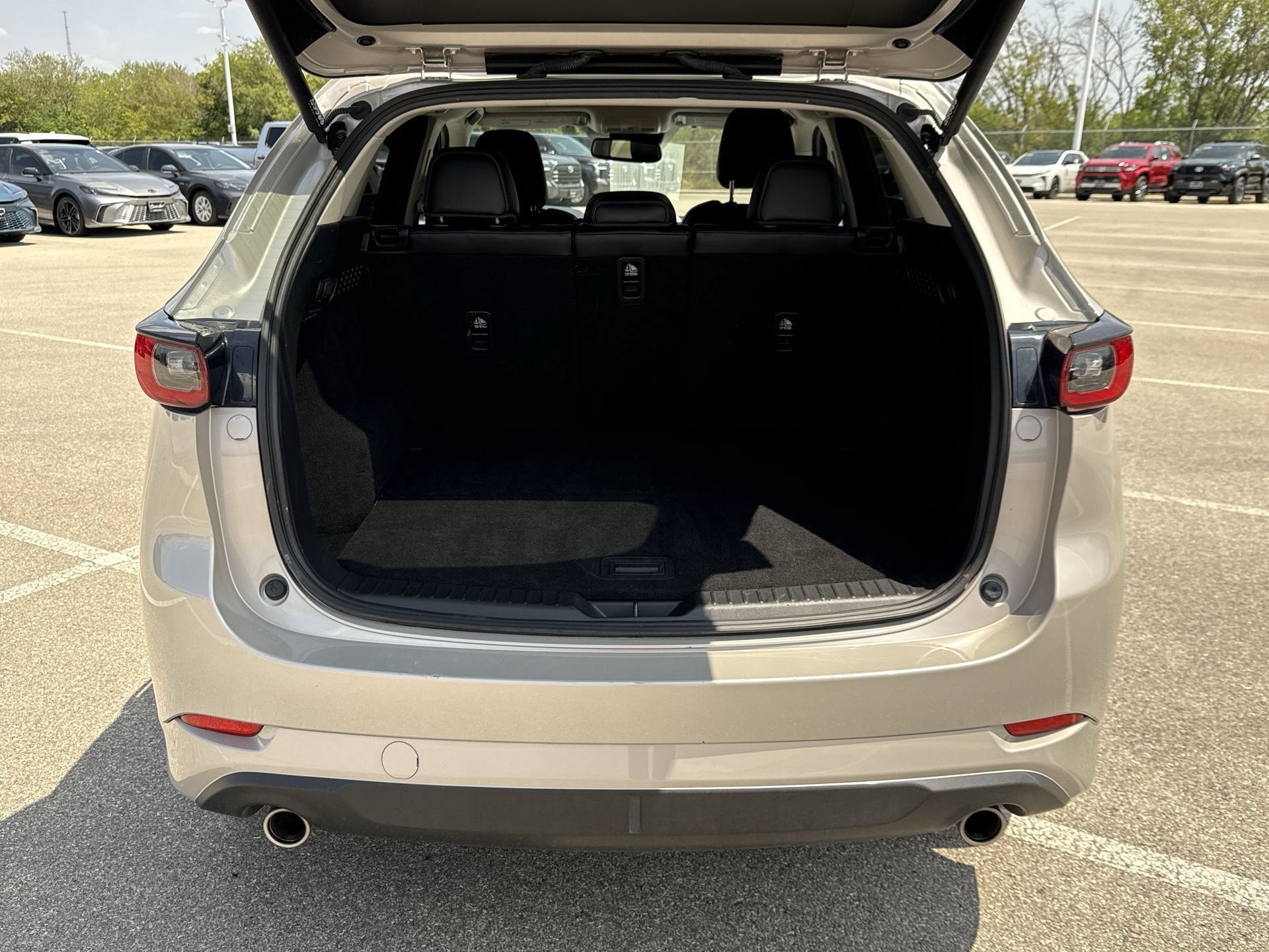 Used 2025 MAZDA CX-5 AWD 2.5 S w/ Preferred Package image 21