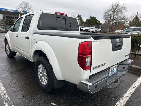 Used 2019 Nissan Frontier SV w/ Value Truck Package image 6