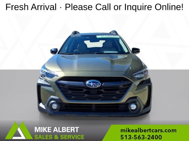 Used 2024 Subaru Outback Premium AWD/4WD image 2
