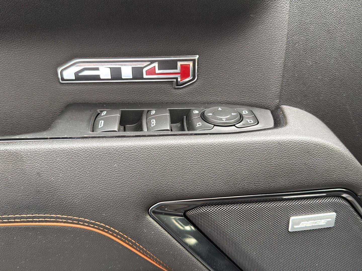Used 2024 GMC Sierra 1500 AT4 w/ AT4 Preferred Package AWD/4WD image 10