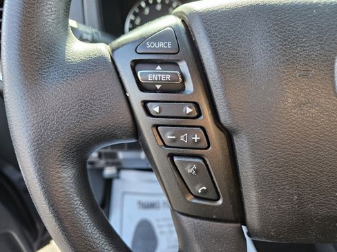 Used 2022 Nissan Frontier SV image 27