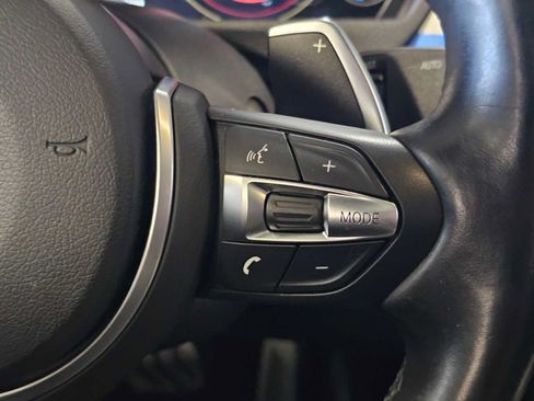 Used 2018 BMW 330i xDrive Sedan AWD/4WD image 18