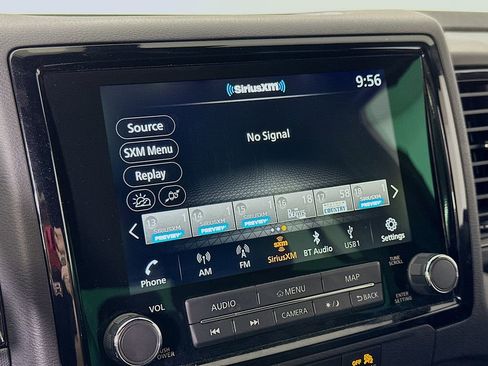 Used 2023 Nissan Frontier PRO-4X w/ Technology Package image 30