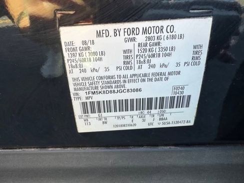 Used 2018 Ford Explorer XLT image 35