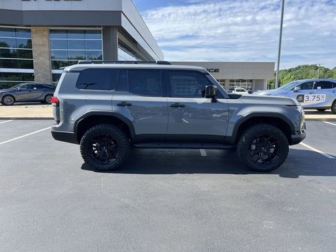 Certified 2025 Lexus GX 550 AWD/4WD image 2