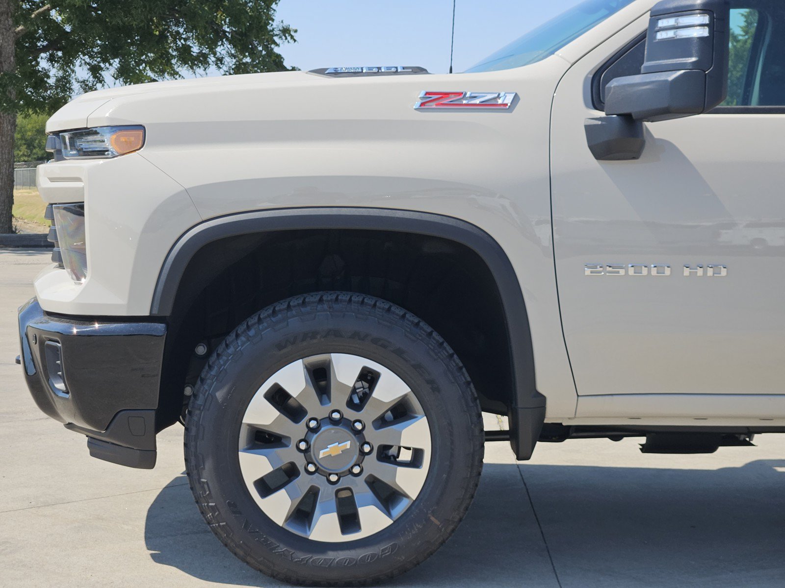 New 2026 Chevrolet Silverado 2500 Custom w/ Custom Value Package AWD/4WD image 6
