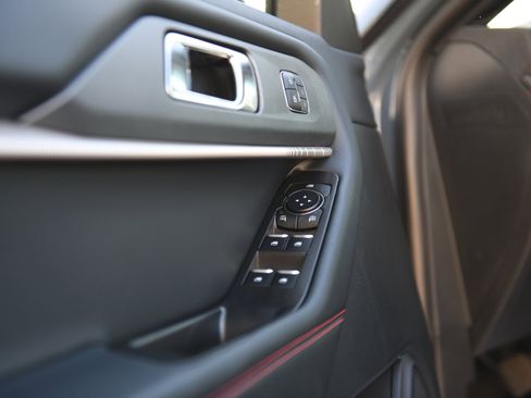 New 2026 Ford Explorer ST-Line w/ ST-Line Street Pack image 23