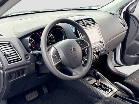 New 2026 Mitsubishi Outlander Sport ES image 4