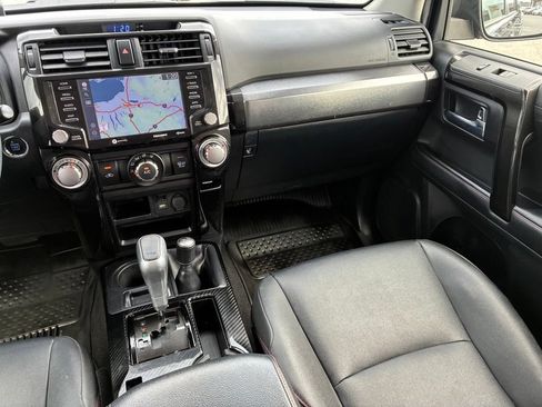 Used 2020 Toyota 4Runner TRD Off-Road Premium w/ Moonroof Package AWD/4WD image 12