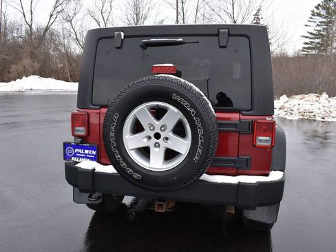 Used 2012 Jeep Wrangler Unlimited Sport image 6