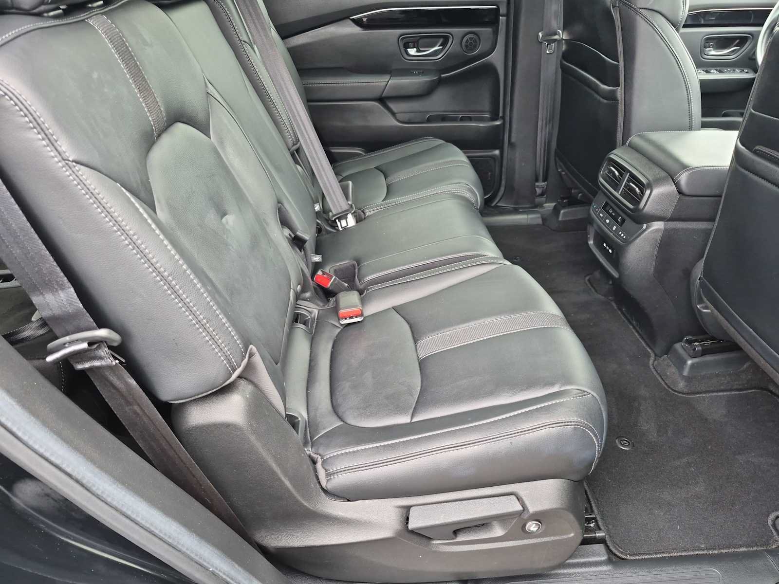 Certified 2024 Honda Pilot Touring image 20