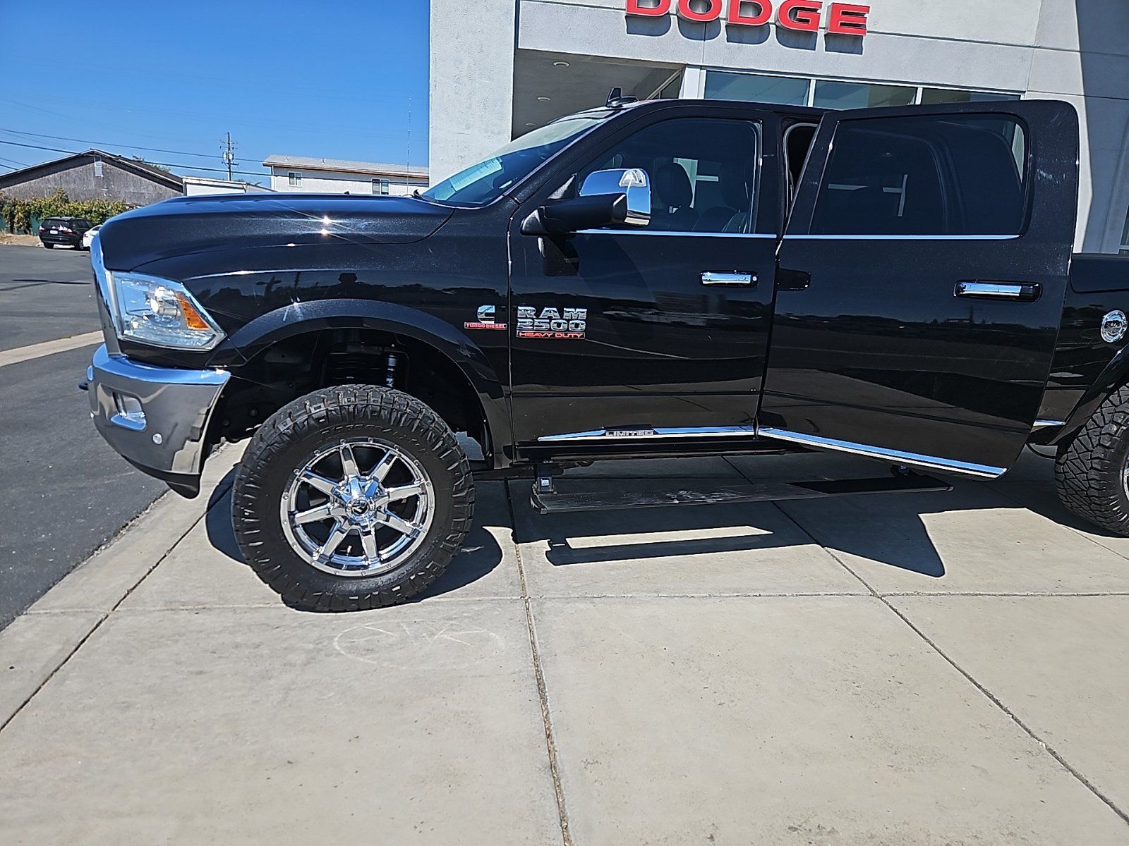 Used 2016 RAM 2500 Limited AWD/4WD image 11