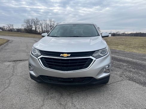 Used 2019 Chevrolet Equinox LT image 2