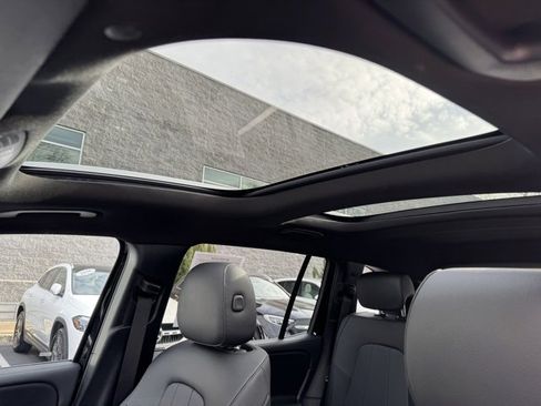 Used 2026 Mercedes-Benz GLB 250 4MATIC image 22