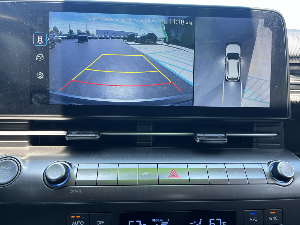 Used 2025 Hyundai Kona Limited AWD/4WD image 24