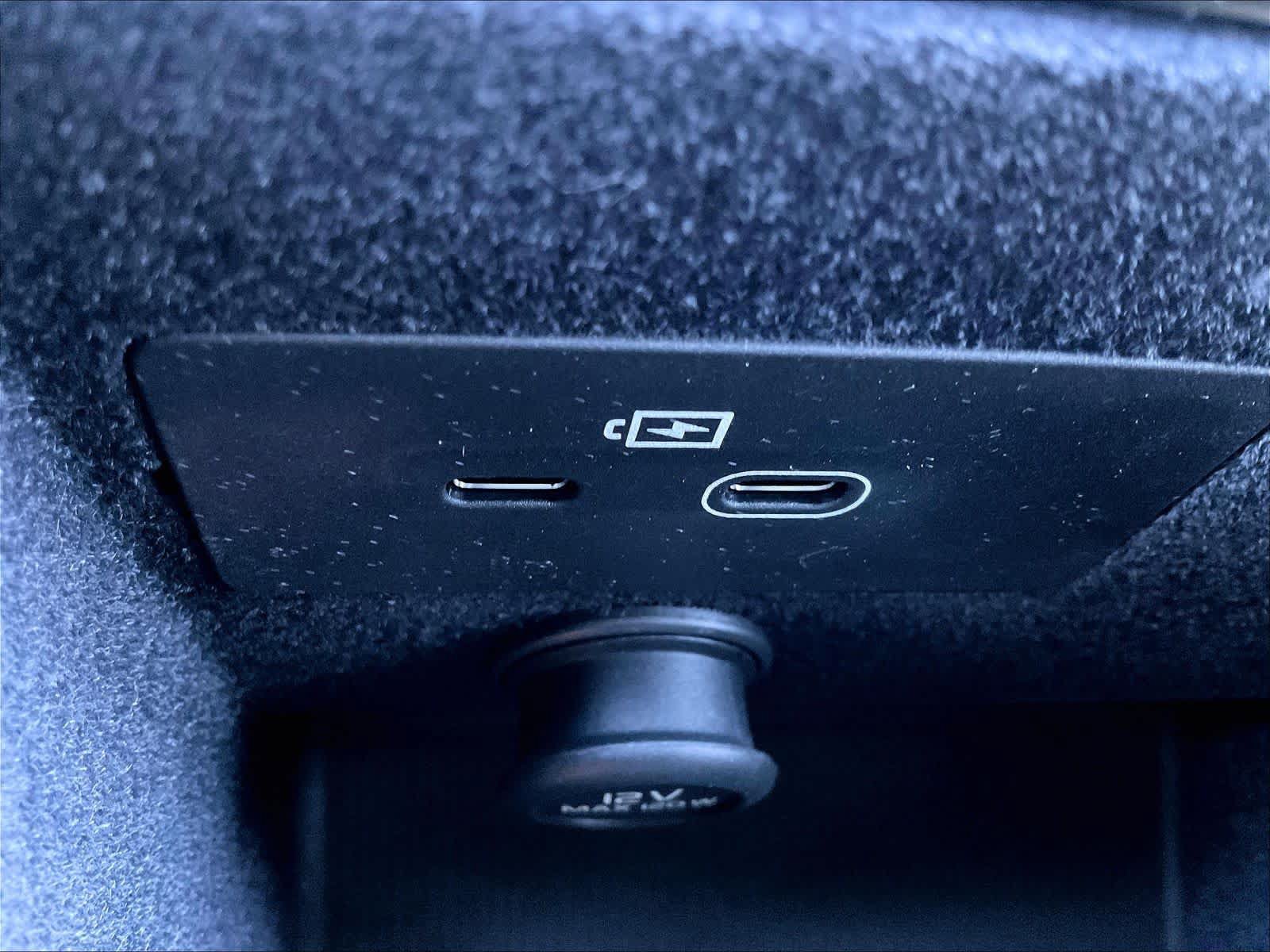New 2027 Volvo XC90 B6 Plus AWD/4WD image 23