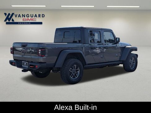 Used 2026 Jeep Gladiator Mojave AWD/4WD image 7