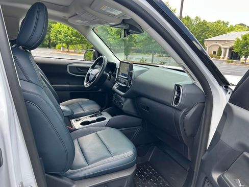 Used 2023 Ford Bronco Sport Outer Banks w/ Tech Package AWD/4WD image 43